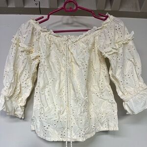 Anthropologie Size 2 Seen Worn Kept 100% Cotton slight Yellow 3/4 sleeve top